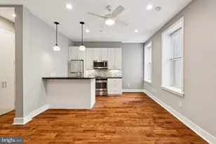 126 S 16th St, Philadelphia, PA 19102 - Photo 2