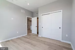 2401 Washington Ave, Philadelphia, PA 19146 - Photo 10