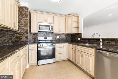 468 Woodhaven Plaza, Philadelphia, PA 19116 - Photo 4