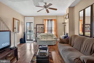2415 S 61st St, Philadelphia, PA 19142 - Photo 4