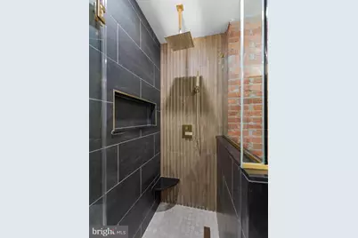 2339 S Bucknell Street, Philadelphia, PA 19145 - Photo 28