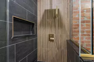 2339 S Bucknell St, Philadelphia, PA 19145 - Photo 28