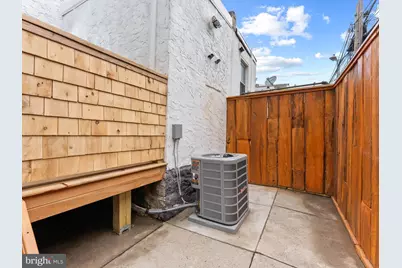 2339 S Bucknell Street, Philadelphia, PA 19145 - Photo 38