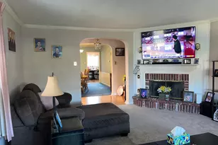 2913 Guilford St, Philadelphia, PA 19152 - Photo 8