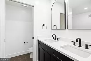 1626 E Eyre St, Philadelphia, PA 19125 - Photo 16