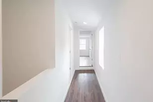 717 E Thompson St, Philadelphia, PA 19125 - Photo 8