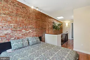 215 Earp St, Philadelphia, PA 19147 - Photo 16