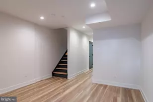 1913 S 12th St, Philadelphia, PA 19148 - Photo 6