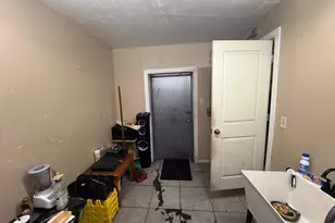 446 W York St, Philadelphia, PA 19133 - Photo 16