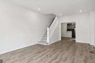 17 S 45th St, Philadelphia, PA 19104 - Photo 4