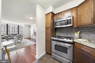 2018 Walnut Street #16J, Philadelphia, PA 19103 - Photo 10