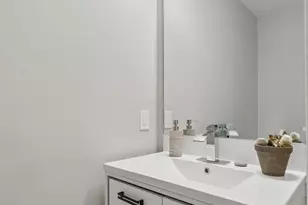 1716 W Girard Ave, Philadelphia, PA 19130 - Photo 18