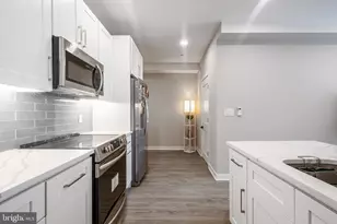 1716 W Girard Ave, Philadelphia, PA 19130 - Photo 16