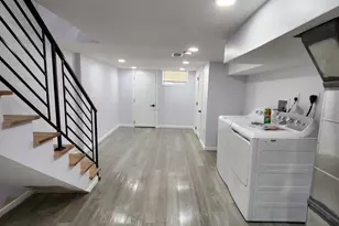 631 Cross St, Philadelphia, PA 19147 - Photo 2