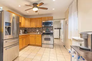 2525 N Front St, Philadelphia, PA 19133 - Photo 2