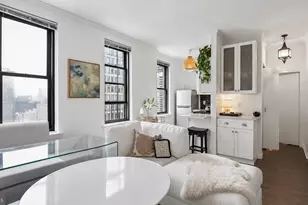 135 S 19th St, Philadelphia, PA 19103 - Photo 2