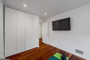 2027 Chancellor St, Philadelphia, PA 19103 - Photo 32