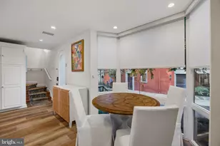 2027 Chancellor St, Philadelphia, PA 19103 - Photo 4
