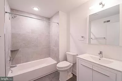 1524 South Street #UNIT 606, Philadelphia, PA 19146 - Photo 2