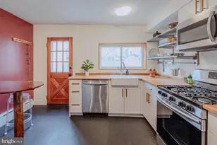 2548 E Norris St, Philadelphia, PA 19125 - Photo 14