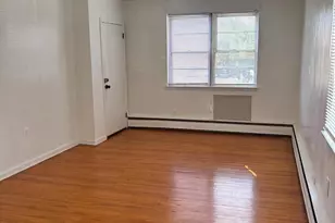 4992 Miriam Rd, Philadelphia, PA 19124 - Photo 2