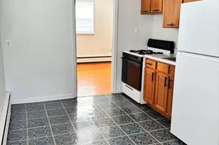 4992 Miriam Rd, Philadelphia, PA 19124 - Photo 4