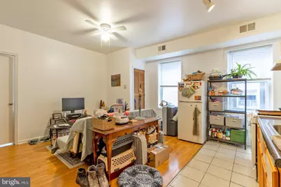 129 W Susquehanna Avenue #2F, Philadelphia, PA 19122 - Photo 4