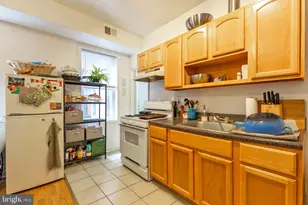 129 W Susquehanna Ave, Philadelphia, PA 19122 - Photo 1