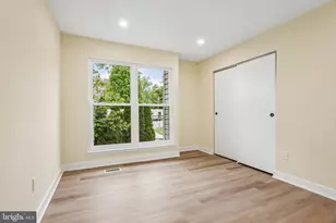 2201 Strahle St, Philadelphia, PA 19152 - Photo 22
