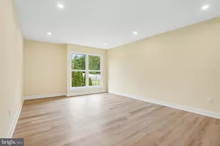 2201 Strahle St, Philadelphia, PA 19152 - Photo 18