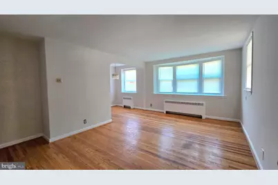 165 E Fariston Drive #1ST FLOOR, Philadelphia, PA 19120 - Photo 4