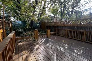 248 E Queen Ln, Philadelphia, PA 19144 - Photo 10