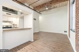 303 Vine St, Philadelphia, PA 19106 - Photo 2