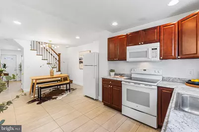 621 E Flora Street, Philadelphia, PA 19125 - Photo 10