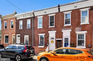 621 E Flora St, Philadelphia, PA 19125 - Photo 2
