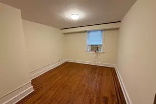 4724 Longshore Ave, Philadelphia, PA 19135 - Photo 8