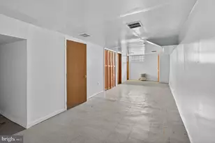 800 Unruh Ave, Philadelphia, PA 19111 - Photo 8