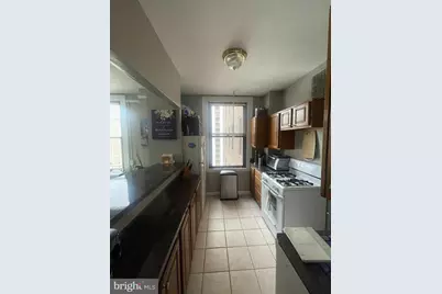 2031 Locust Street #1106, Philadelphia, PA 19103 - Photo 4