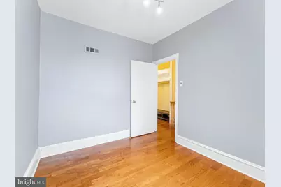 2251 S Hemberger Street, Philadelphia, PA 19145 - Photo 8