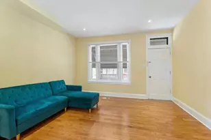 2251 S Hemberger St, Philadelphia, PA 19145 - Photo 4