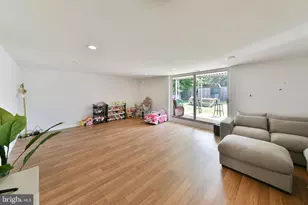 9747 Hoff St, Philadelphia, PA 19115 - Photo 22