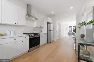 2345 S Bancroft St, Philadelphia, PA 19145 - Photo 8