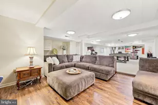 1006 W Cliveden St, Philadelphia, PA 19119 - Photo 40