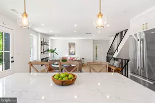 6101 Gardenia St, Philadelphia, PA 19144 - Photo 8