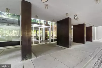 604 S Washington Square #2108, Philadelphia, PA 19106 - Photo 4