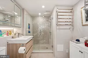 2401 Pennsylvania Ave, Philadelphia, PA 19130 - Photo 14