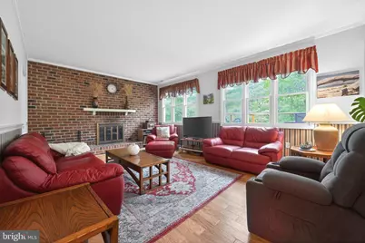 9033 Lykens Lane, Philadelphia, PA 19128 - Photo 4