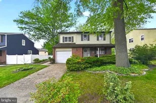 9033 Lykens Ln, Philadelphia, PA 19128 - Photo 36