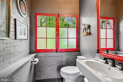 51 E Penn Street, Philadelphia, PA 19144 - Photo 30