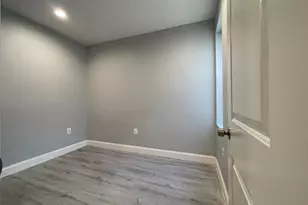 6324 Theodore St, Philadelphia, PA 19142 - Photo 4